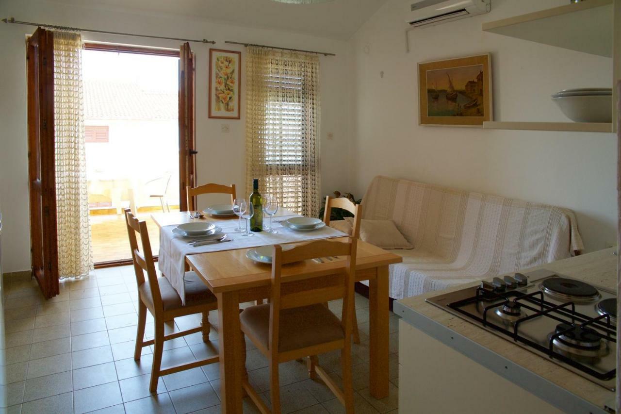 סבטי פיליפ אי ג'קוב Apartments Fjaka מראה חיצוני תמונה