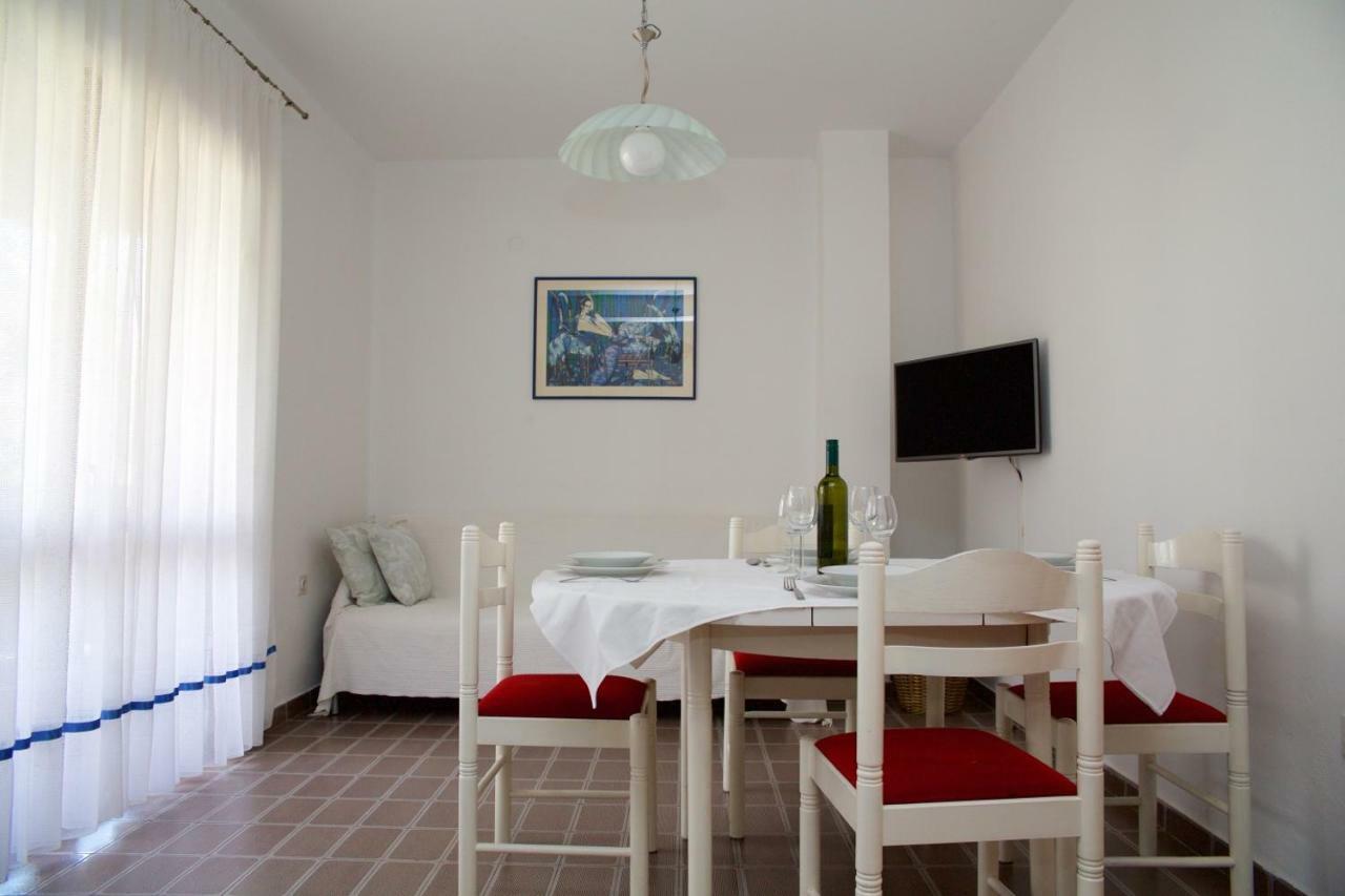 סבטי פיליפ אי ג'קוב Apartments Fjaka מראה חיצוני תמונה